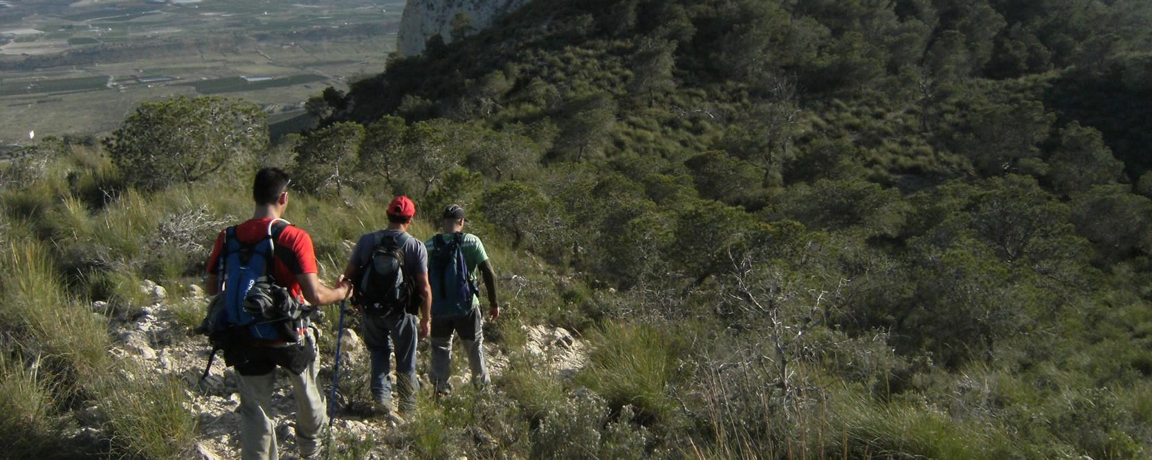 Llegando al Zulum, a la izquierda el Pico del Águila en la Sierra de Orihuela