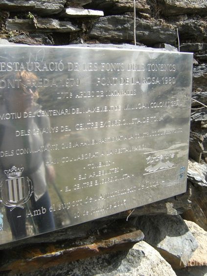 Font de La Rosa o Font del Collet dels Llops