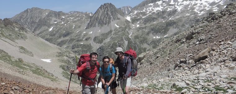Joaquín, Txell y Mario en el Puerto de Los Mulos