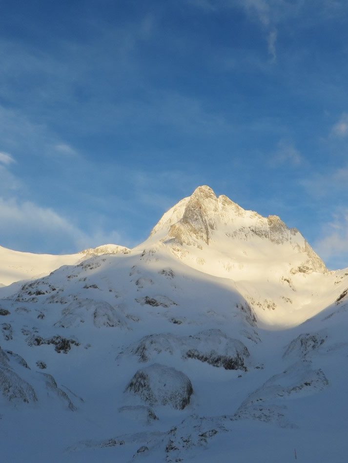 Amanece en la Forcanada y alto Valle del Nère