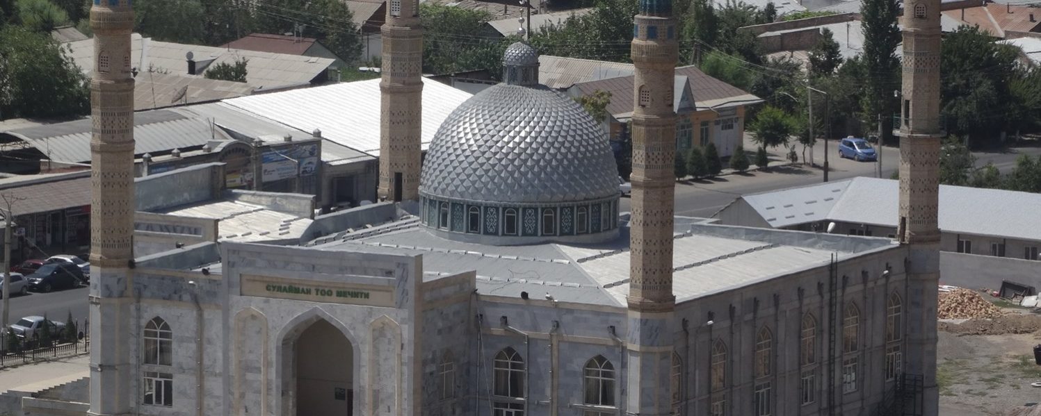 Mezquita en Osh