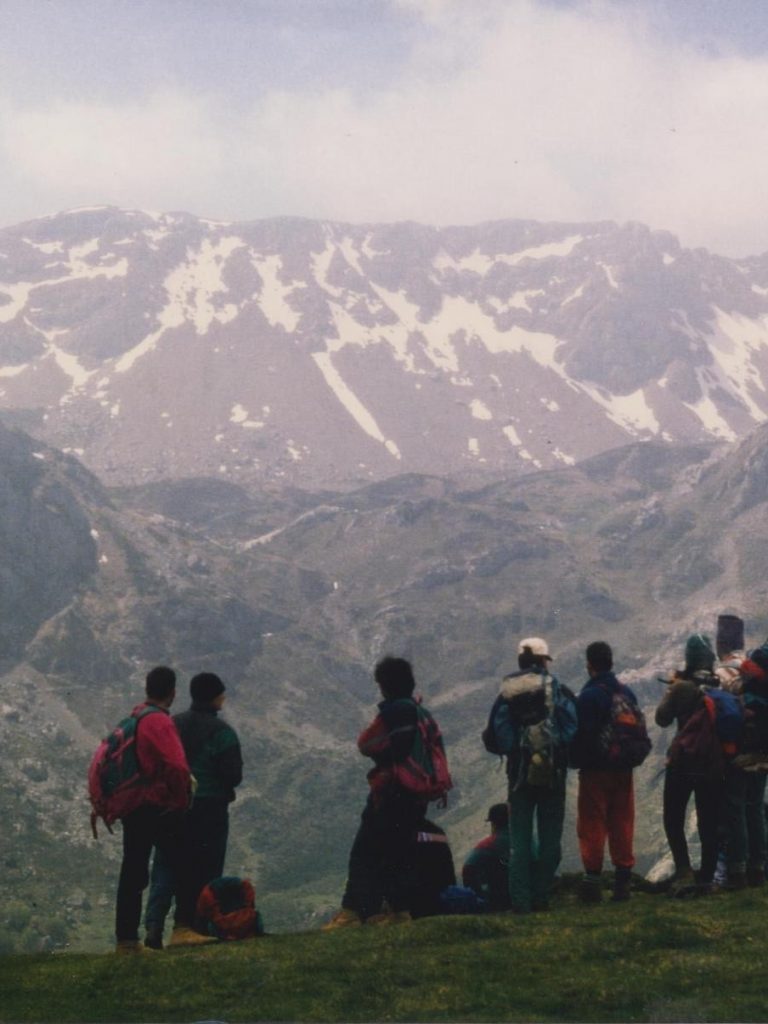 Arriba Sierra de CHagüenzos con Peña Chana
