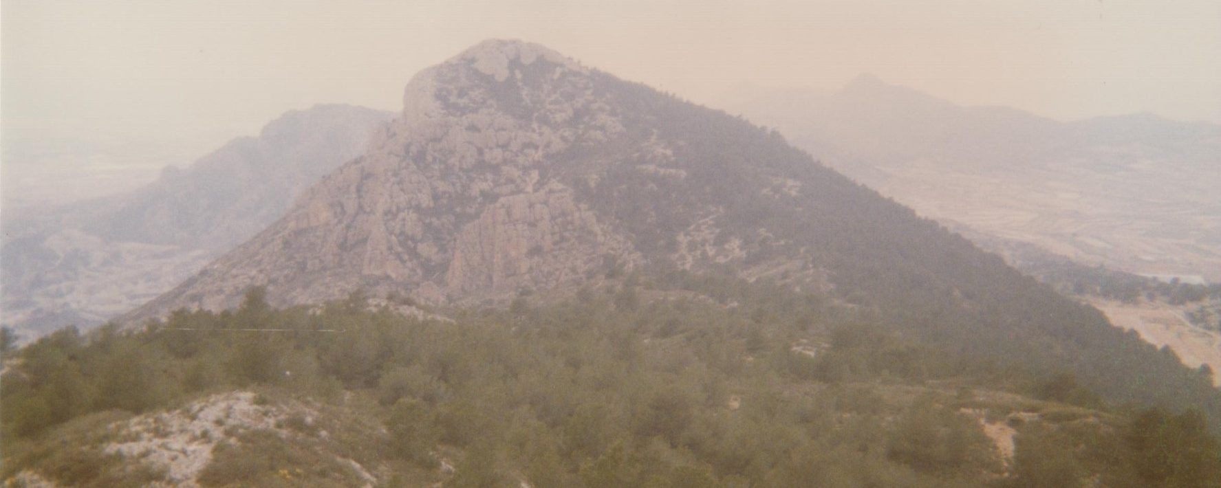 San Cayetano subiendo a la cima del San Yuri