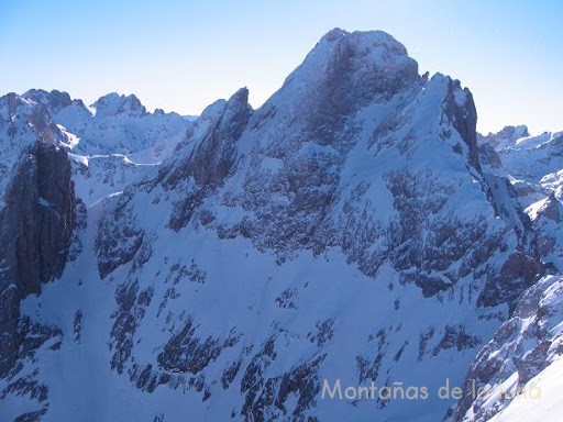 Torrecerredo invernal